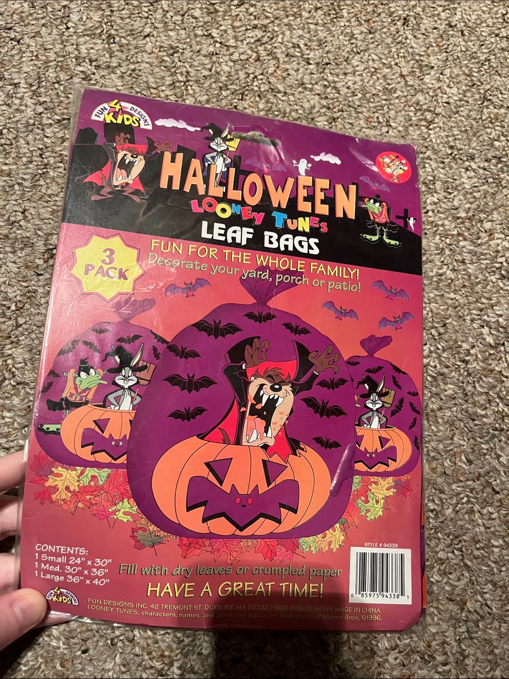 NEW Vintage Warner Bros. Looney Tunes Halloween Leaf Bags - Purple